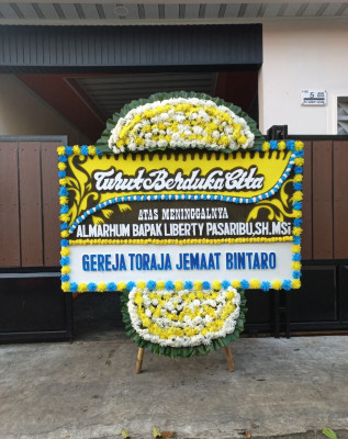 Papan Bunga Duka di Ngawen